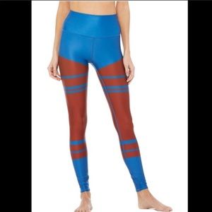 NWT Alo High Waisted Tech Lift Leggings Sz Small
